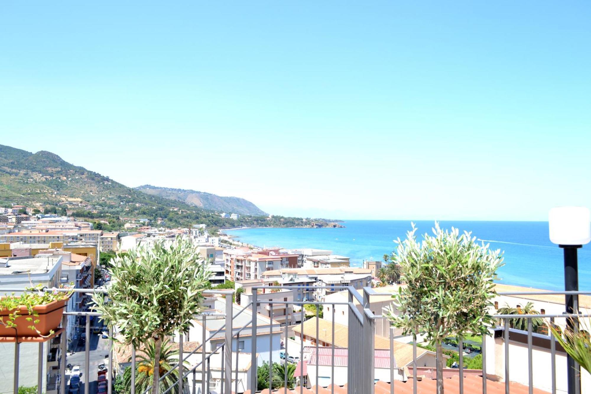 Bed and Breakfast Scirocco à Cefalù Extérieur photo