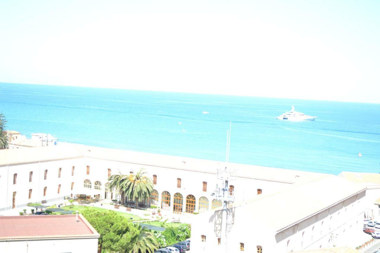Bed and Breakfast Scirocco à Cefalù Extérieur photo